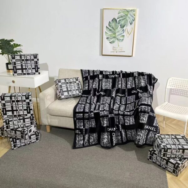 BL076 – Fashion Blanket