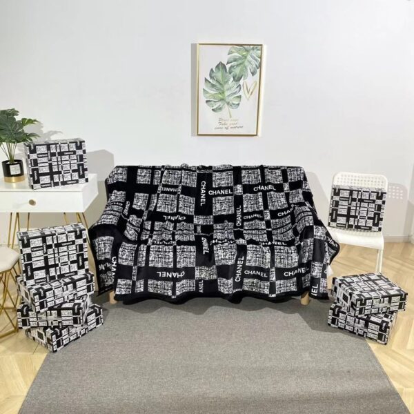 BL076 – Fashion Blanket