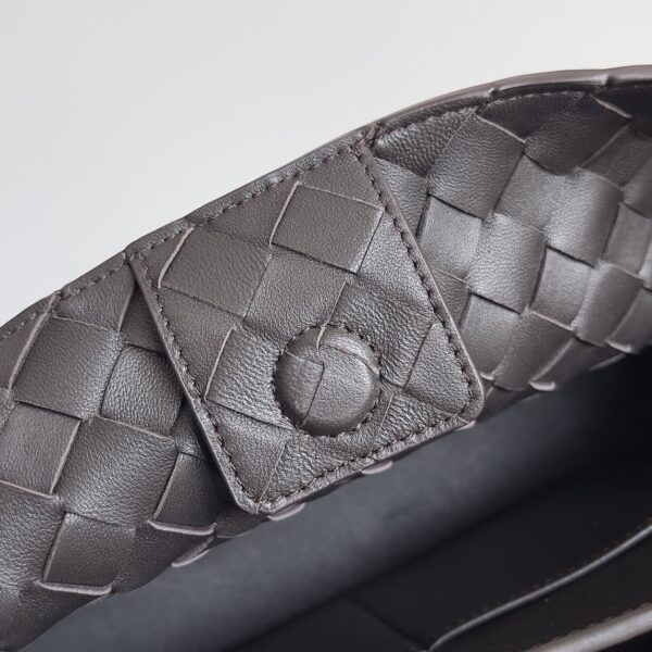 Bottega Veneta Andiamo Medium Bag Brown/Black/White For Women 30cm / 11.8in