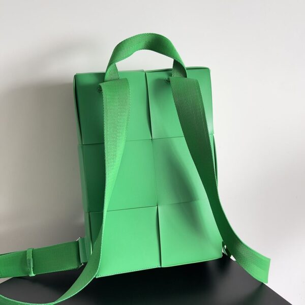 Bottega Veneta Arco Backpack Black/Green/Beige For Women 36cm / 14.7in