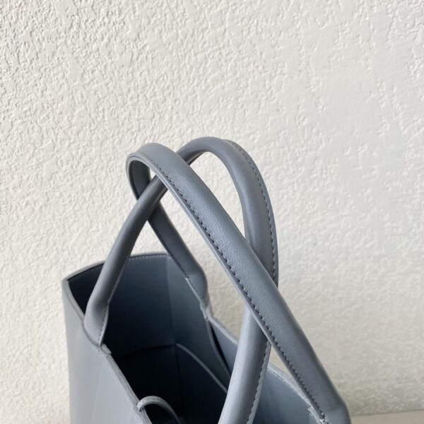 Bottega Veneta Arco Tote Bag For Women 16.14in/41cm