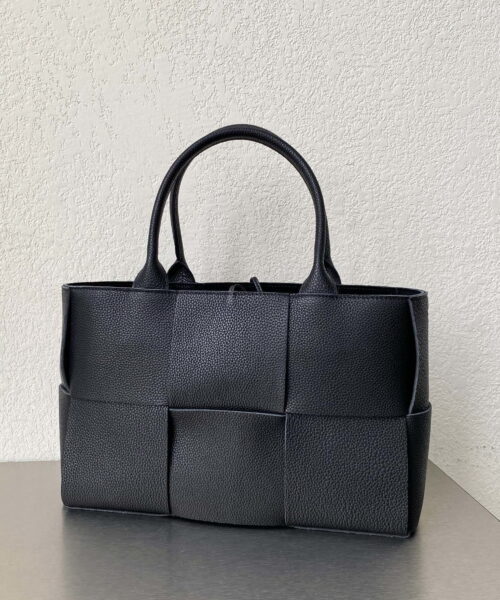 Bottega Veneta Arco Tote Bag For Women 9.8in/25cm In Black 652867VCP118425