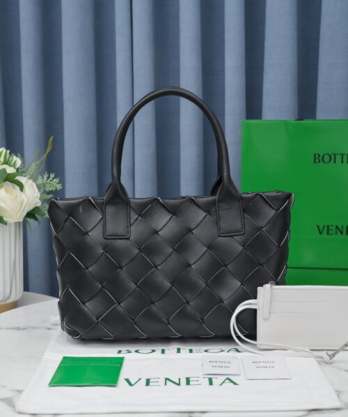 Bottega Veneta Braided Maxi Cava Tote Bag Black, For Women, Women's Bags 13.8in/35cm