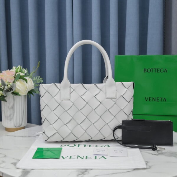 Bottega Veneta Braided Maxi Cava Tote Bag White, For Women, Women's Bags 13.8in/35cm