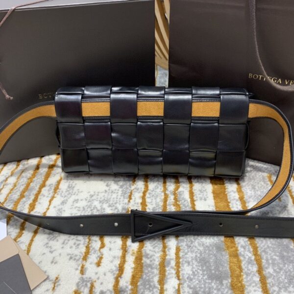 Bottega Veneta Brick Cassette Bag For Women 11in/28cm In Black 709360VMAY18425