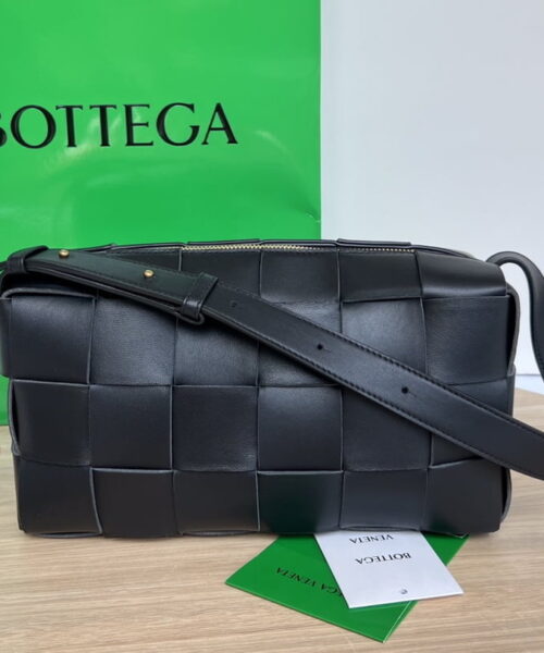 Bottega Veneta Brick Cassette Black, For Women, Women's Bags 11in/28cm
