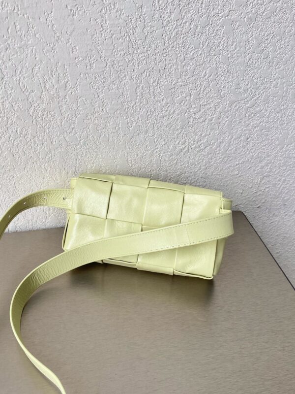 Bottega Veneta Cassette Belt Bag Lemon, For Women, Women's Bags 7.1in/18cm 651053VCQ729413