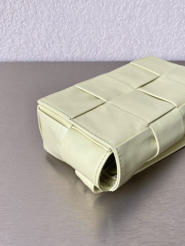 Bottega Veneta Cassette Belt Bag Lemon, For Women, Women's Bags 7.1in/18cm 651053VCQ729413