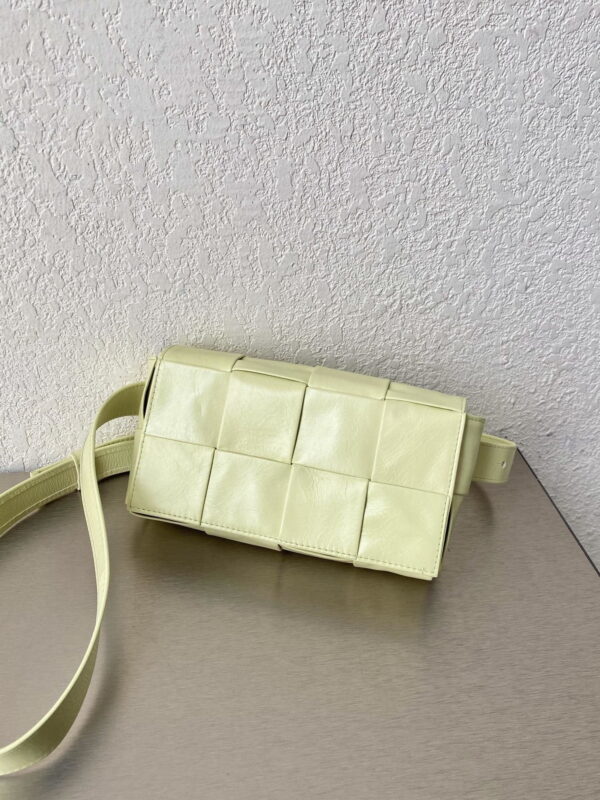 Bottega Veneta Cassette Belt Bag Lemon, For Women, Women's Bags 7.1in/18cm 651053VCQ729413