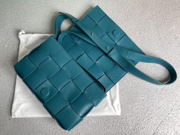 Bottega Veneta Cassette Blaster, For Women, Women’s Bags 9.1in/23cm 578004VMAY14636
