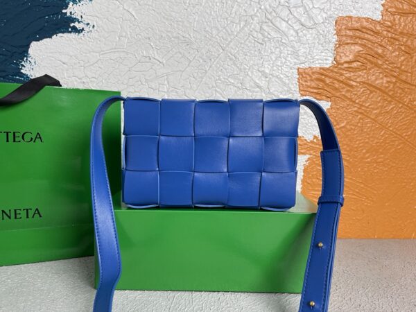 Bottega Veneta Cassette Blue, For Women, Women’s Bags 9.1in/23cm