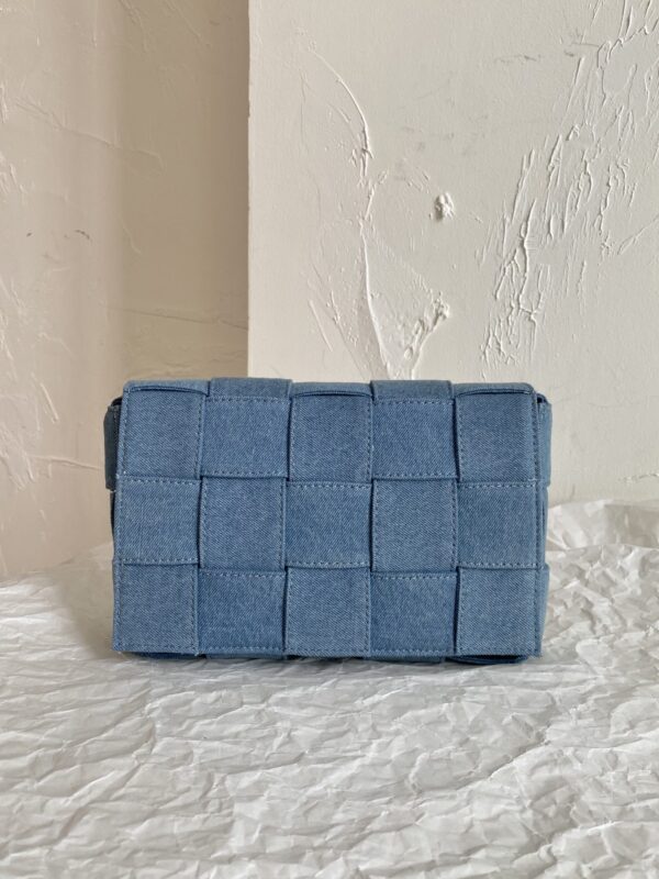 Bottega Veneta Cassette Blue, For Women, Women's Bags 9in/23cm 710188V2A014948