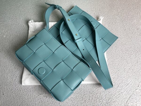 Bottega Veneta Cassette Light Blue, For Women, Women’s Bags 9.1in/23cm