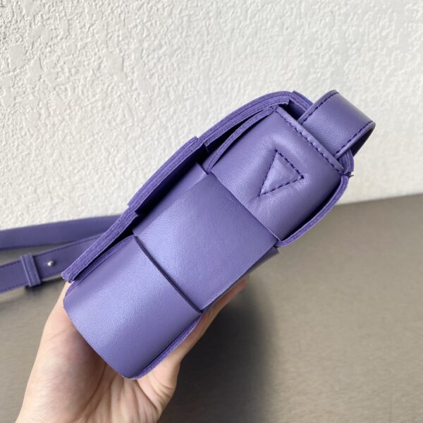 Bottega Veneta Cassette Violet, For Women, Women’s Bags 9in/23cm 578004VMAY14214