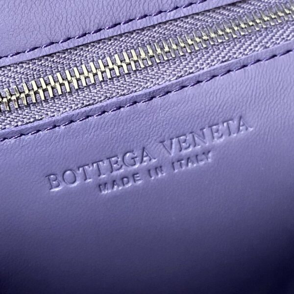 Bottega Veneta Cassette Violet, For Women, Women’s Bags 9in/23cm 578004VMAY14214