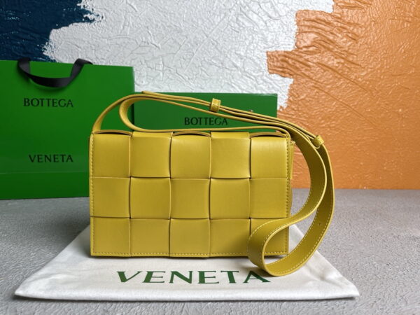 Bottega Veneta Cassette Yellow, For Women, Women’s Bags 9.1in/23cm