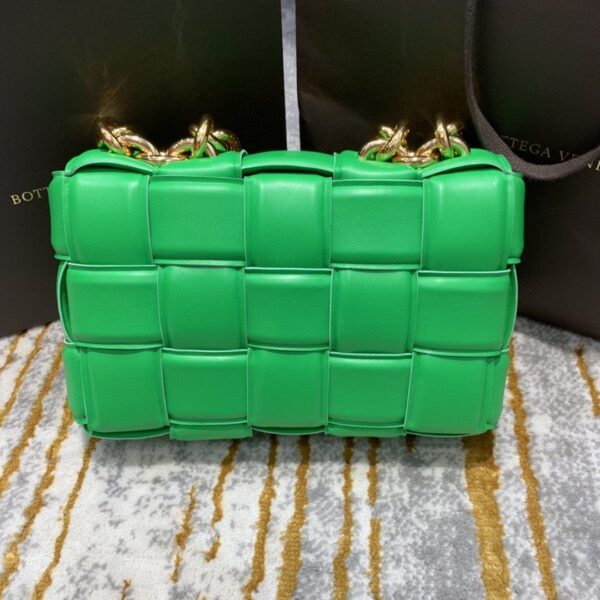 Bottega Veneta Chain Cassette Bag For Women 10.2in/26cm In Green 631421VBWZ03722