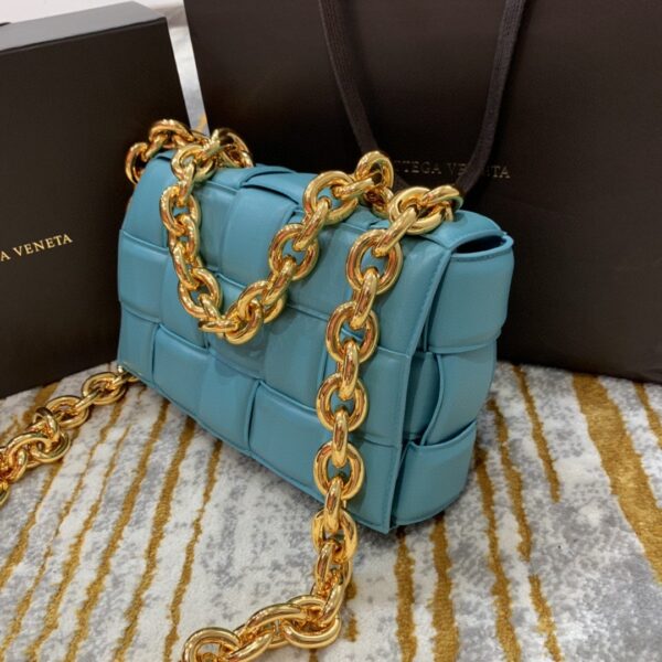 Bottega Veneta Chain Cassette Bag For Women 10.2in/26cm In Light Blue
