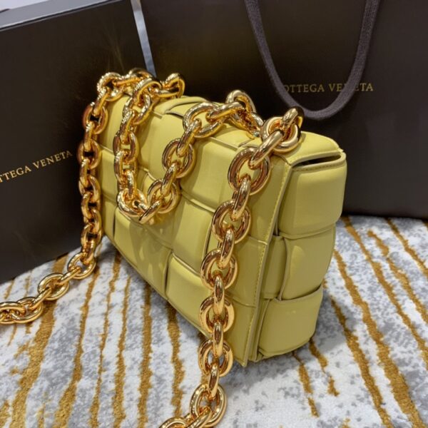 Bottega Veneta Chain Cassette Bag For Women 10.2in/26cm In Yellow