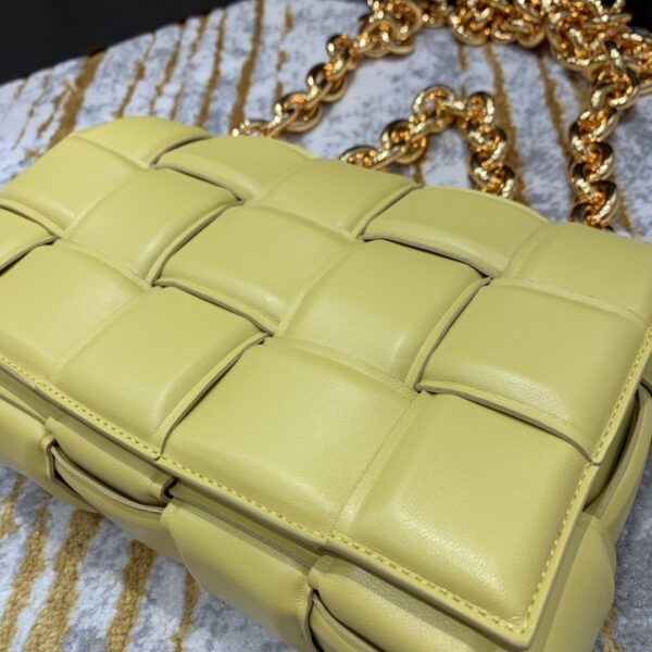 Bottega Veneta Chain Cassette Bag For Women 10.2in/26cm In Yellow