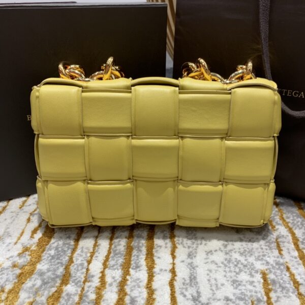 Bottega Veneta Chain Cassette Bag For Women 10.2in/26cm In Yellow