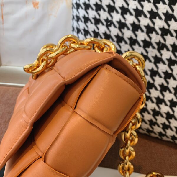 Bottega Veneta Chain Cassette Brown, For Women, Women’s Bags 10.2in/26cm