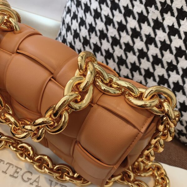Bottega Veneta Chain Cassette Brown, For Women, Women’s Bags 10.2in/26cm
