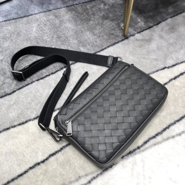 Bottega Veneta Classic Intrecciato Black, For Women, Women’s Bags 9.6in/24.5cm
