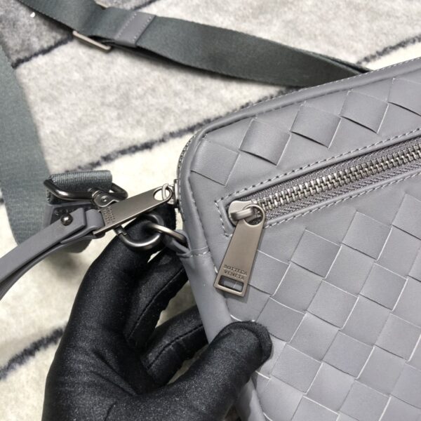 Bottega Veneta Classic Intrecciato Gray, For Women, Women’s Bags 9.6in/24.5cm