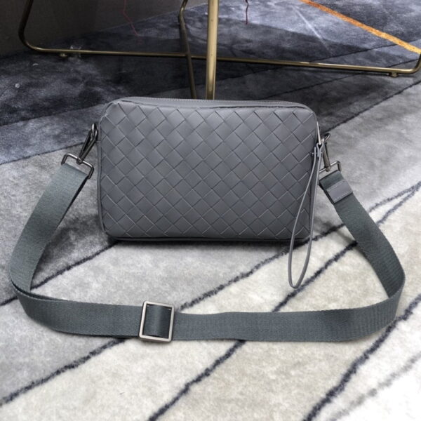 Bottega Veneta Classic Intrecciato Gray, For Women, Women’s Bags 9.6in/24.5cm