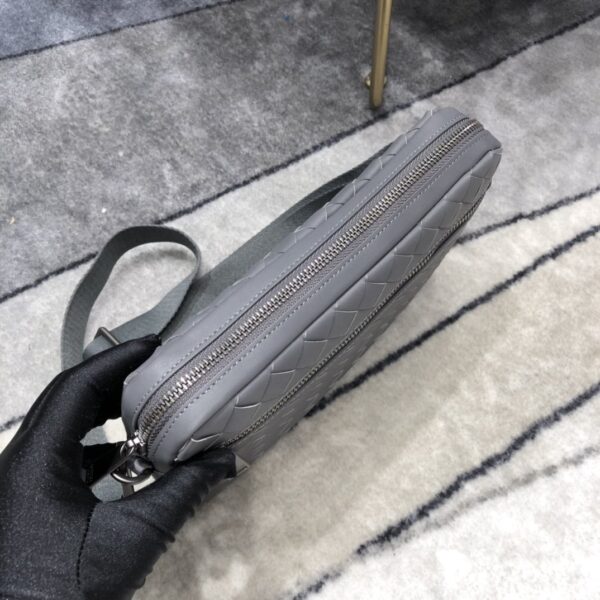 Bottega Veneta Classic Intrecciato Gray, For Women, Women’s Bags 9.6in/24.5cm