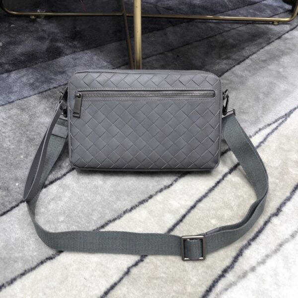 Bottega Veneta Classic Intrecciato Gray, For Women, Women’s Bags 9.6in/24.5cm