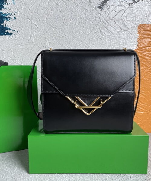 Bottega Veneta Clip Bag Black, For Women, Women’s Bags 9in/23cm