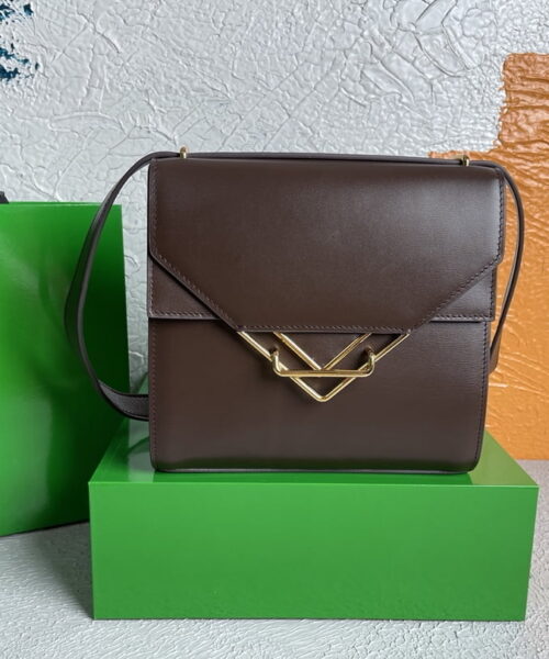 Bottega Veneta Clip Bag Brown, For Women, Women’s Bags 9in/23cm