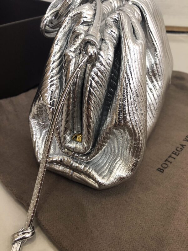 Bottega Veneta Clutch Sliver, For Women, Women's Bags 8.7in/22cm