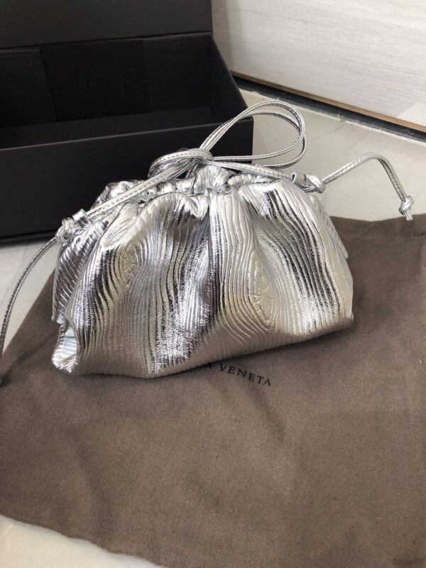 Bottega Veneta Clutch Sliver, For Women, Women's Bags 8.7in/22cm
