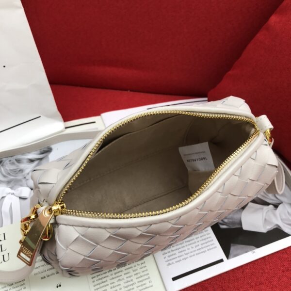 Bottega Veneta Crossbody Bag White, For Women, Women's Bags 9.4in/24cm
