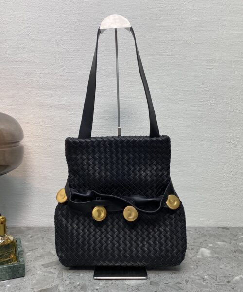 Bottega Veneta Intrecciato Shoulder Bag Black, For Women, Women’s Bags 10.2in/26cm