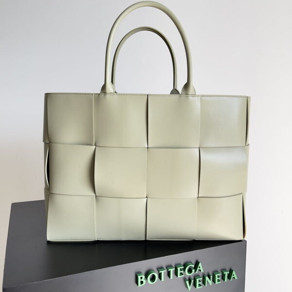 Bottega Veneta Large Arco Tote Bag Beige, For Women, Women's Bags 18.1in/46cm