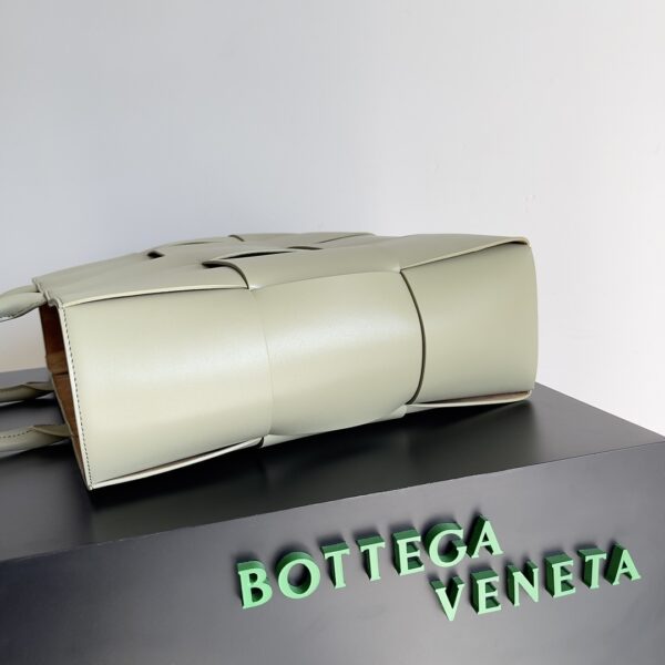 Bottega Veneta Large Arco Tote Bag Beige, For Women, Women's Bags 18.1in/46cm