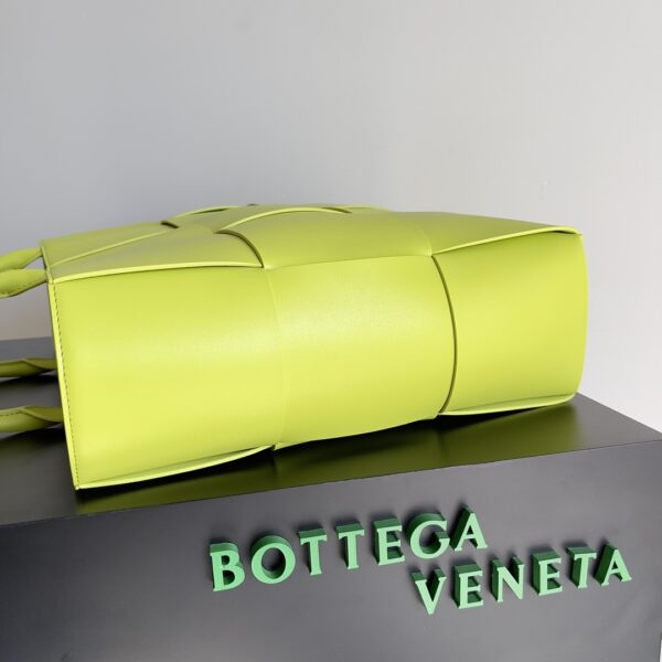 Bottega Veneta Large Arco Tote Bag Yellow, For Women, Women's Bags 18.1in/46cm