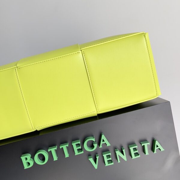 Bottega Veneta Large Arco Tote Bag Yellow, For Women, Women's Bags 18.1in/46cm