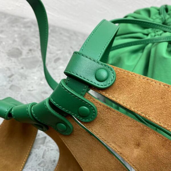 Bottega Veneta Medium Shoulder Bag Green, For Women, Women’s Bags 8.6in/22cm