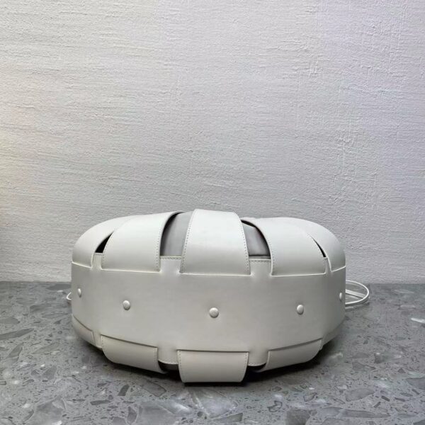 Bottega Veneta Medium Shoulder Bag White, For Women, Women’s Bags 8.6in/22cm