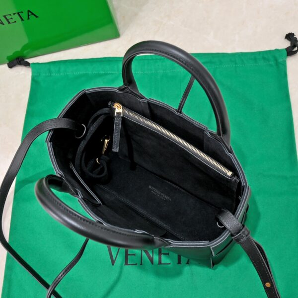 Bottega Veneta Mini Arco Tote Bag Black, For Women, Women's Bags 9.8in/25cm 709337VCP118425
