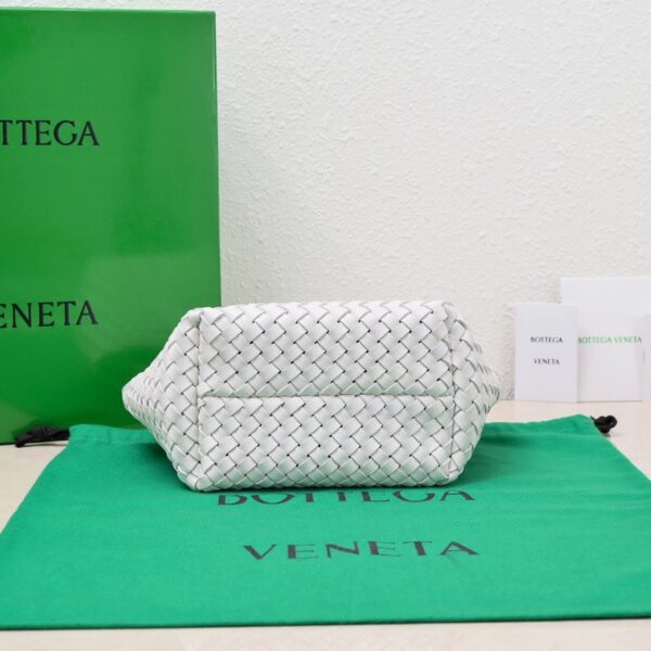 Bottega Veneta Mini Cabat White, For Women, Women's Bags 7.9in/20cm 709464V1OW19009