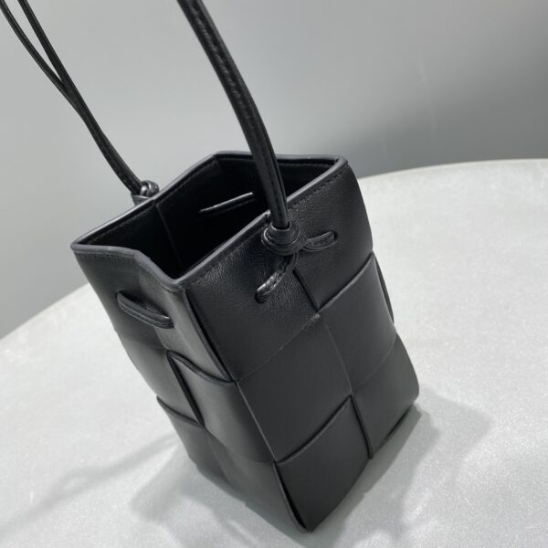 Bottega Veneta Mini Cassette Bucket Bag Black, For Women, Women's Bags 5.5in/14cm 680217VCQC48425