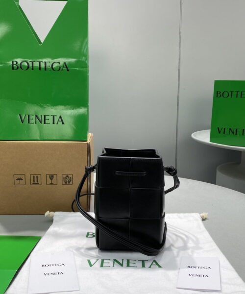 Bottega Veneta Mini Cassette Bucket Bag Black, For Women, Women's Bags 5.5in/14cm 680217VCQC48425