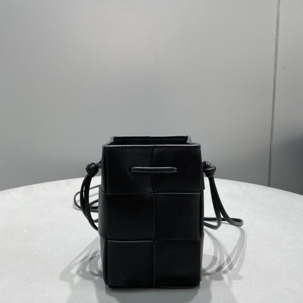 Bottega Veneta Mini Cassette Bucket Bag Black, For Women, Women's Bags 5.5in/14cm 680217VCQC48425
