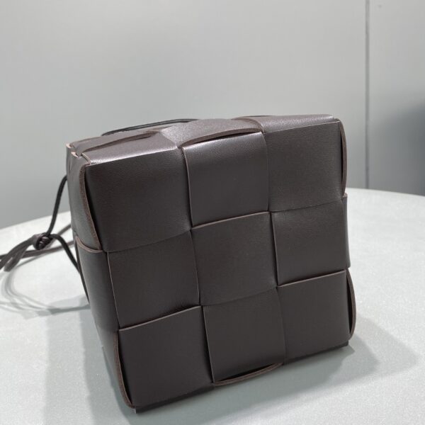 Bottega Veneta Mini Cassette Bucket Bag Purple, For Women, Women's Bags 5.5in/14cm